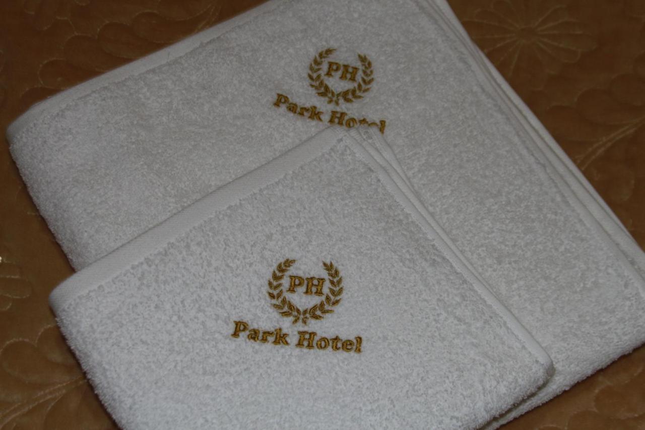 Park Hotel Kutaisi Exterior foto